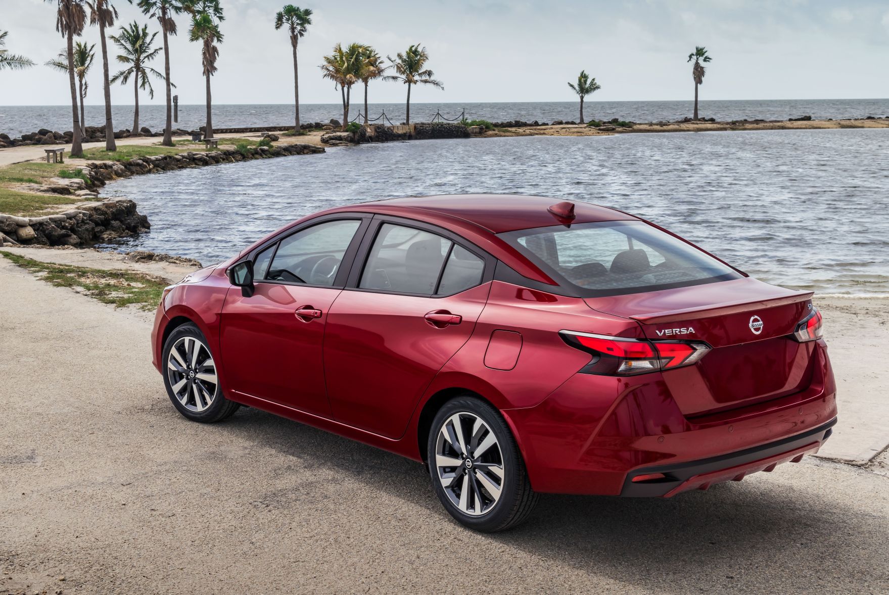 2020 Nissan Versa 2
